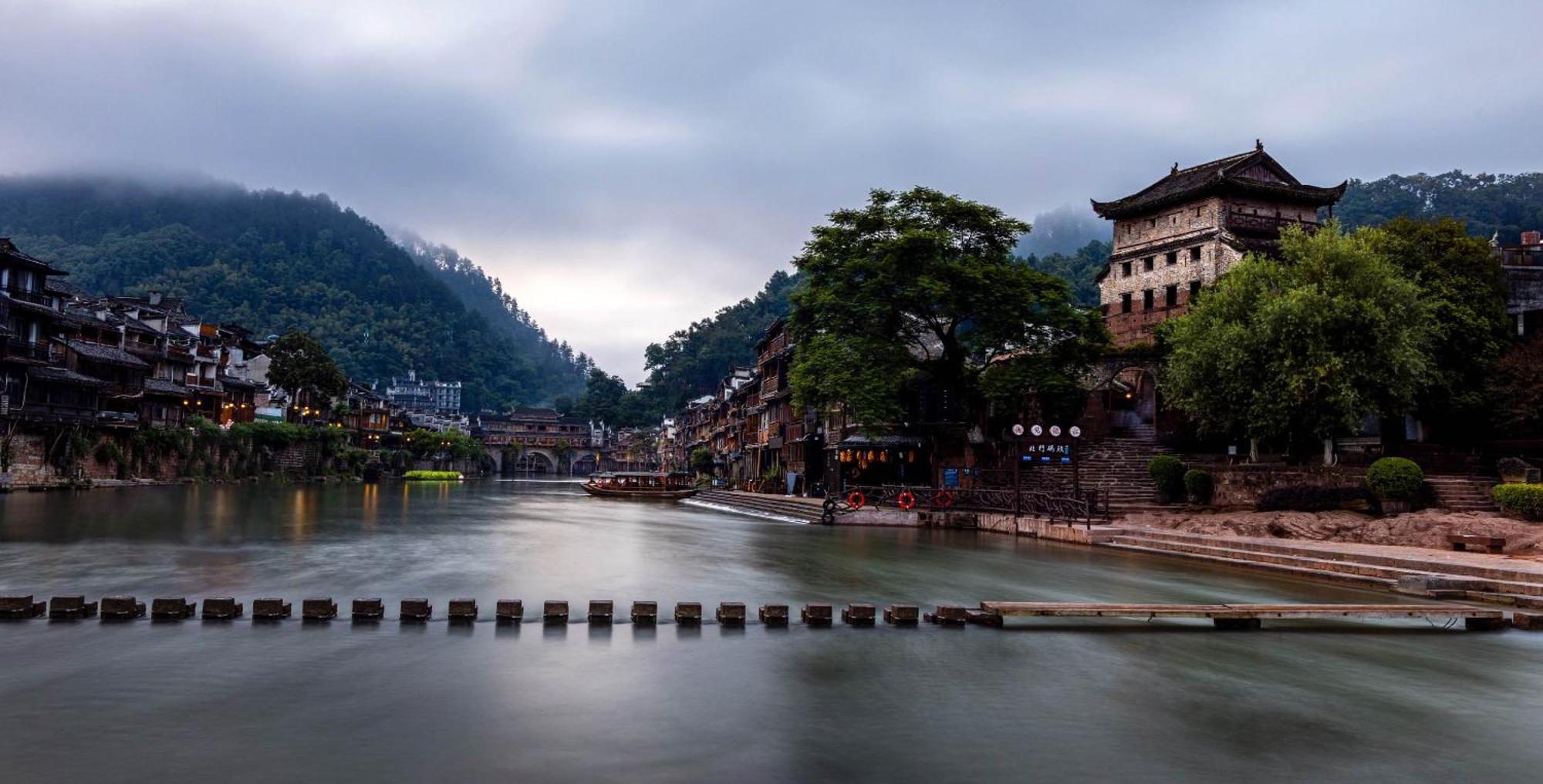 Dream In Fenghuang Apartment Ngoại thất bức ảnh